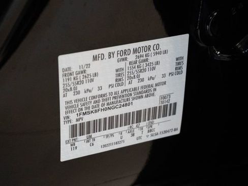 Used 2022 Ford Explorer Limited w/ Limited Technology Package image 39