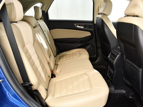 Used 2023 Ford Edge SEL w/ Convenience Package image 19