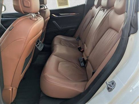 Used 2017 Maserati Ghibli image 17