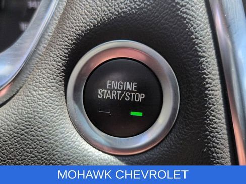 Used 2024 Chevrolet Traverse LT AWD/4WD image 18