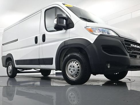 Used 2025 RAM ProMaster 2500 w/ Convenience Group FWD image 29