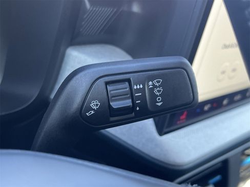 New 2025 Ford Maverick XLT w/ XLT Luxury Package image 11