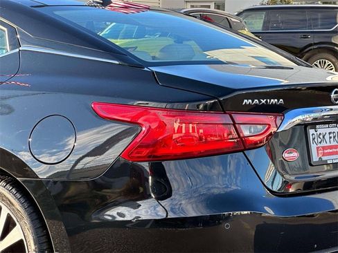 Certified 2017 Nissan Maxima 3.5 SL image 9