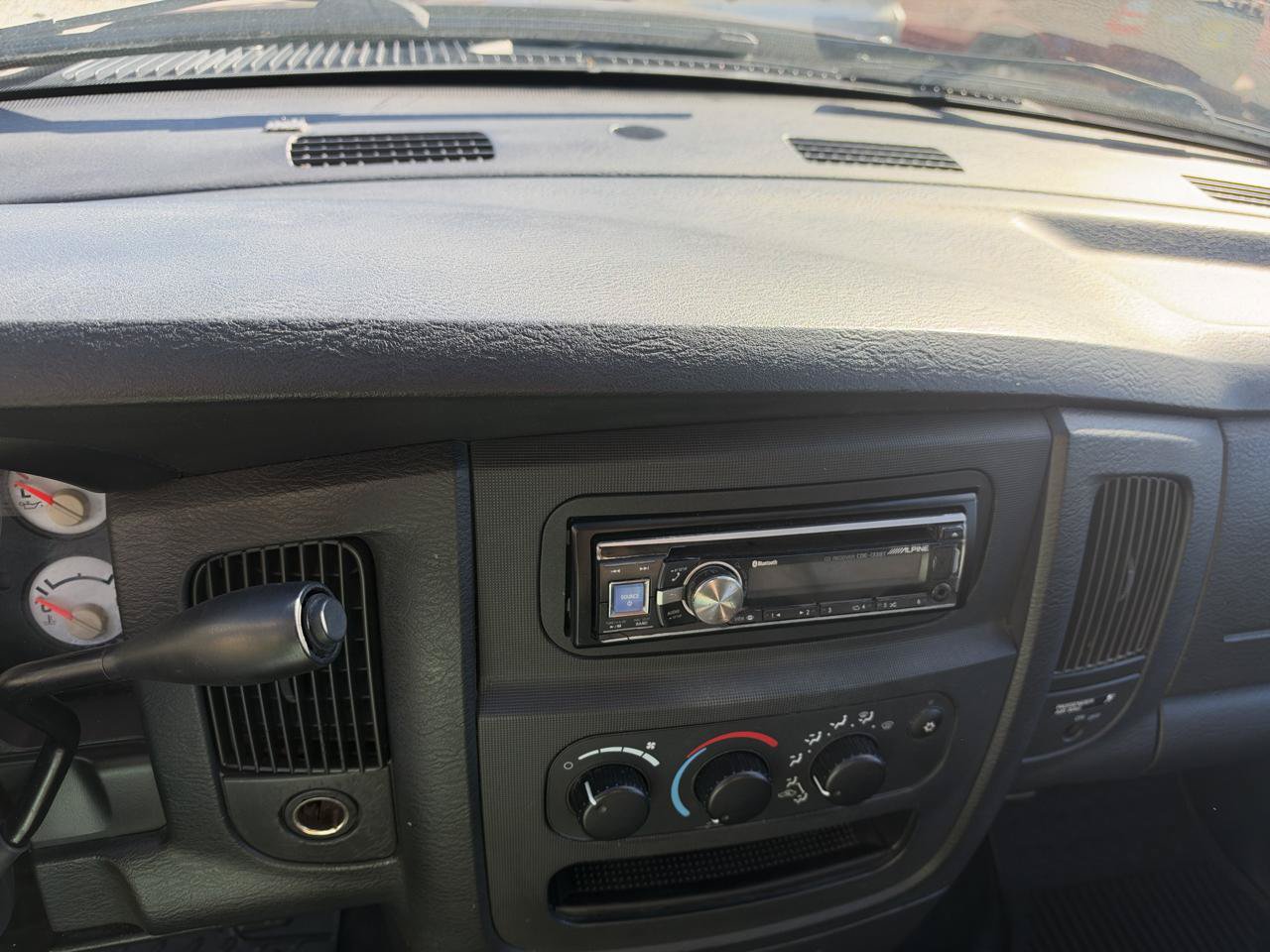 Used 2004 Dodge Ram 1500 Truck ST w/ ST Value Group RWD image 27