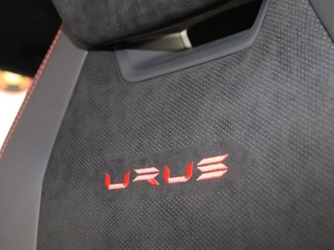 Used 2024 Lamborghini Urus Performante image 50