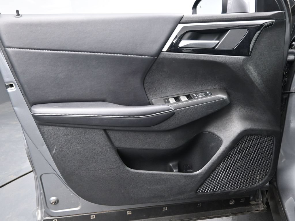Used 2024 Mitsubishi Outlander SE AWD/4WD image 24