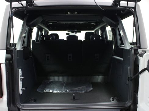 New 2026 Ford Bronco 4-Door image 14