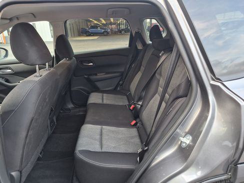 Used 2024 Nissan Rogue SV AWD/4WD image 15
