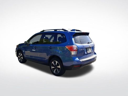 Used 2018 Subaru Forester 2.5i Premium AWD/4WD image 6