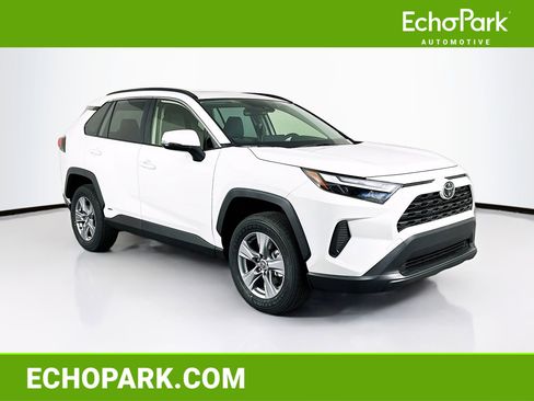 Used 2025 Toyota RAV4 XLE w/ Convenience Package image 1