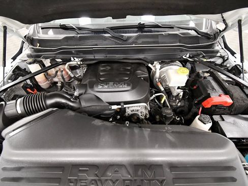 Used 2022 RAM 2500 Tradesman AWD/4WD image 12