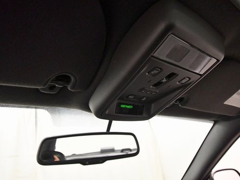 Used 2007 Ford Crown Victoria LX image 25