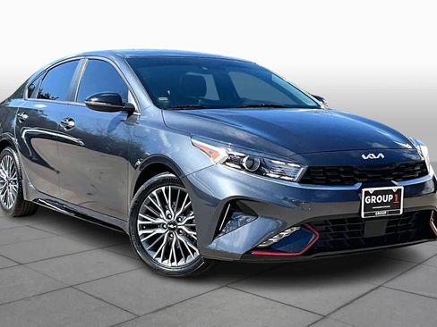 Used 2024 Kia Forte GT-Line image 3