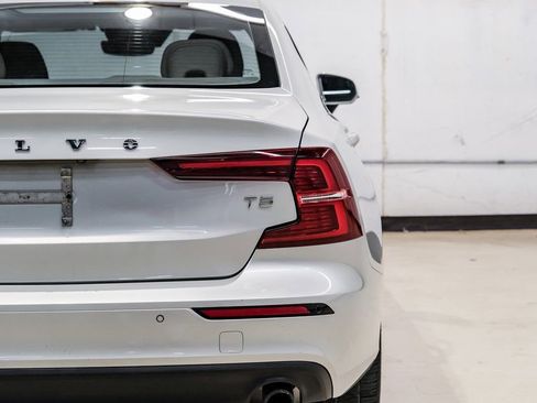 Used 2019 Volvo S60 T5 Momentum w/ Premium Package image 50