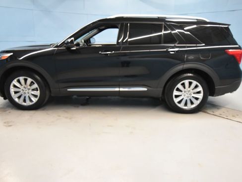 Used 2020 Ford Explorer Limited AWD/4WD image 37