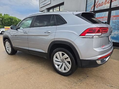 Used 2022 Volkswagen Atlas Cross Sport SE AWD/4WD image 7