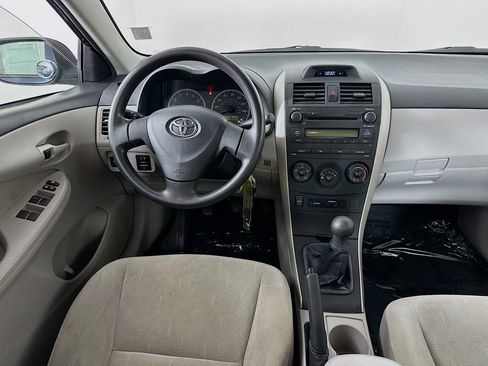 Used 2013 Toyota Corolla L FWD image 20