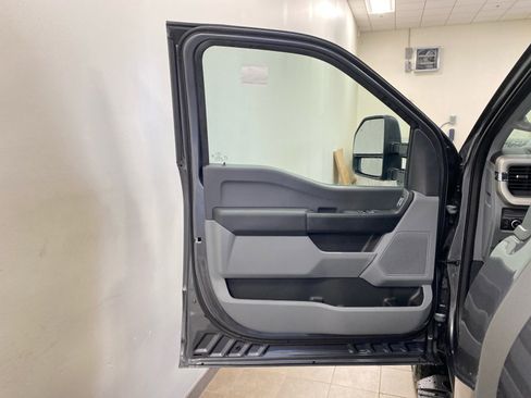 New 2026 Ford F350 XL w/ XL Chrome Package image 9