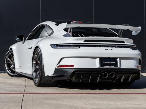 Used 2022 Porsche 911 GT3 image 3