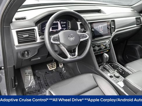 Used 2022 Volkswagen Atlas Cross Sport SEL R-Line image 4