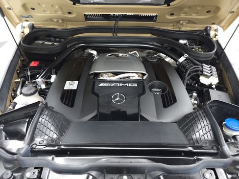 Certified 2025 Mercedes-Benz G 63 AMG 4MATIC image 36