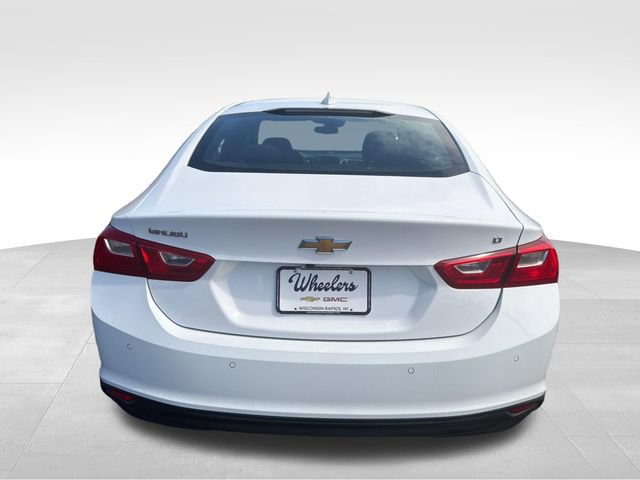Used 2025 Chevrolet Malibu LT FWD image 4