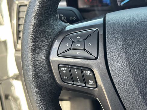 Used 2019 Ford Ranger Lariat w/ Black Appearance Package image 11