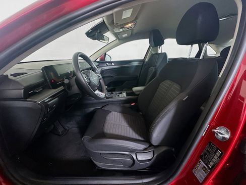 Used 2025 Kia K5 LXS image 13