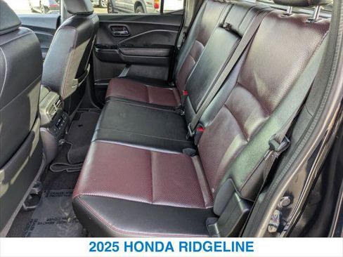 Certified 2025 Honda Ridgeline Black Edition image 22