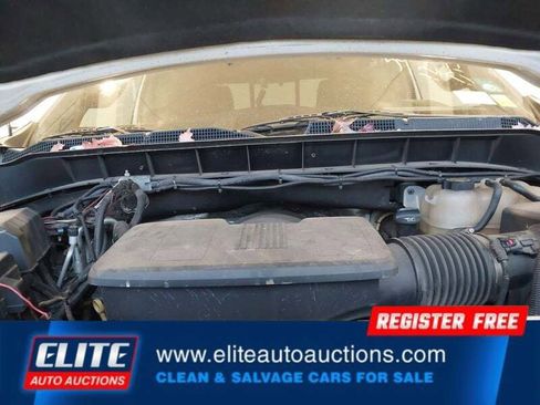 Used 2019 Chevrolet Silverado 1500 LT Trail Boss AWD/4WD image 20