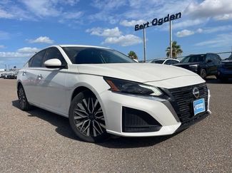 Used 2023 Nissan Altima 2.5 SV FWD video 1
