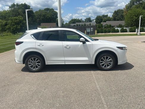 Used 2025 MAZDA CX-5 AWD 2.5 S w/ Preferred Package image 2