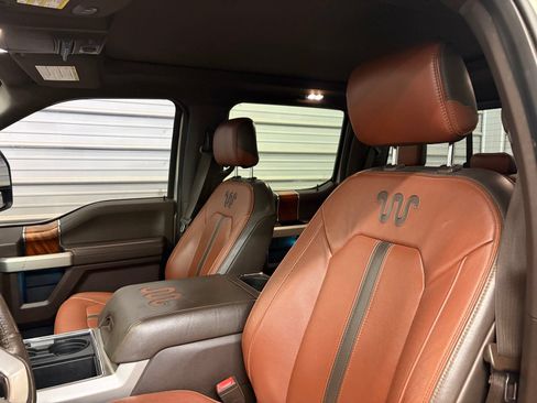 Used 2018 Ford F250 King Ranch w/ King Ranch Ultimate Package AWD/4WD image 13