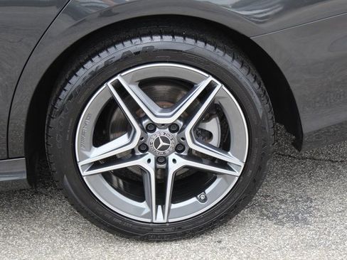 Certified 2022 Mercedes-Benz E 350 4MATIC Sedan image 2