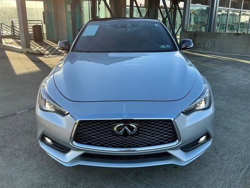 Used 2017 INFINITI Q60 Red Sport 400 image 11