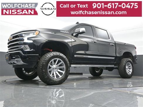 Used 2022 Chevrolet Silverado 1500 High Country w/ High Country Premium Package image 23