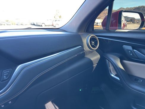 Used 2023 Chevrolet Blazer Premier w/ Enhanced Convenience Package image 29