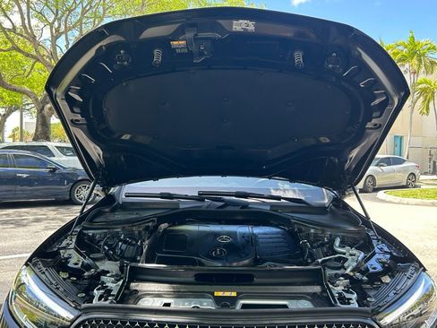 Used 2025 Mercedes-Benz GLC 300 image 30