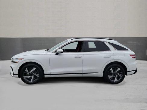 Certified 2026 Genesis GV70 3.5T Sport Advanced AWD/4WD image 3