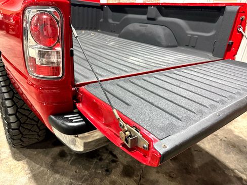 Used 1998 Dodge Ram 2500 Truck 4x4 Quad Cab image 33