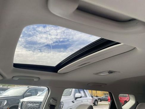 Used 2023 Kia Soul EX image 16