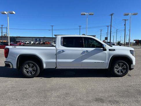 New 2026 GMC Sierra 1500 SLT w/ SLT Convenience Package AWD/4WD image 6