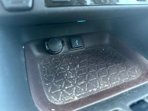 Used 2021 Toyota RAV4 Limited w/ Limited Grade Weather Package AWD/4WD image 45