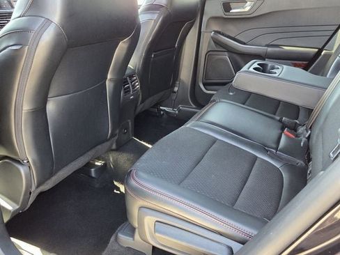 Used 2024 Ford Escape ST-Line w/ Tech Pack #1 image 10
