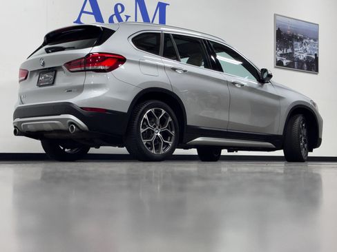 Used 2021 BMW X1 xDrive28i w/ Premium Package AWD/4WD image 4