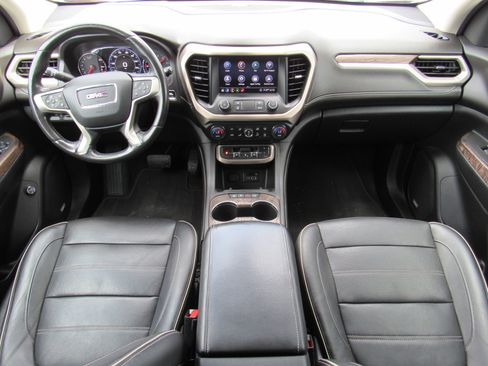 Used 2020 GMC Acadia Denali w/ Denali Ultimate Package AWD/4WD image 36