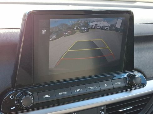 Certified 2023 Kia Forte LXS image 17