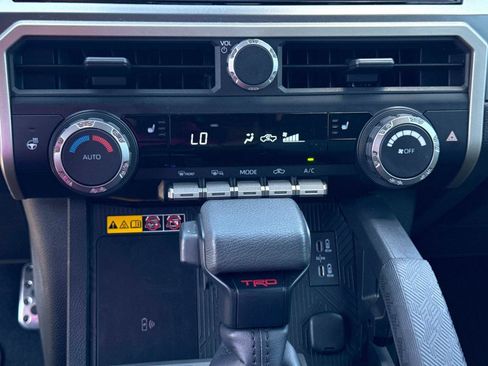 Used 2024 Toyota Tacoma TRD Sport w/ TRD Sport Upgrade Package image 23