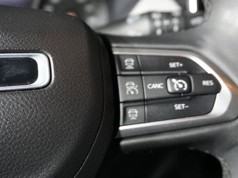 Used 2023 Jeep Compass Limited AWD/4WD image 13