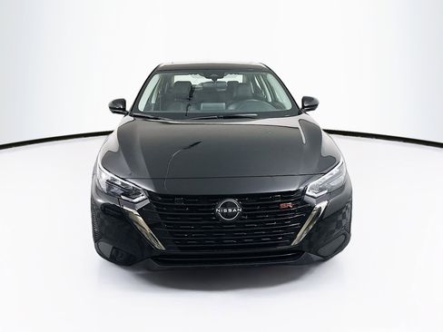 Used 2024 Nissan Sentra SR w/ SR Premium Package image 2